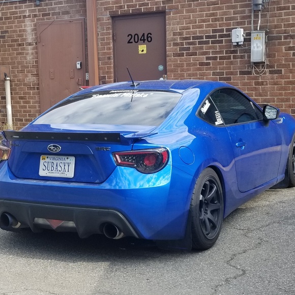 Meet your Posher, Bodey - Picture 2 of 4